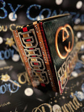 Load image into Gallery viewer, Personalized Squared Gift Box