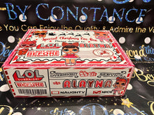 Load image into Gallery viewer, Personalized Squared Gift Box